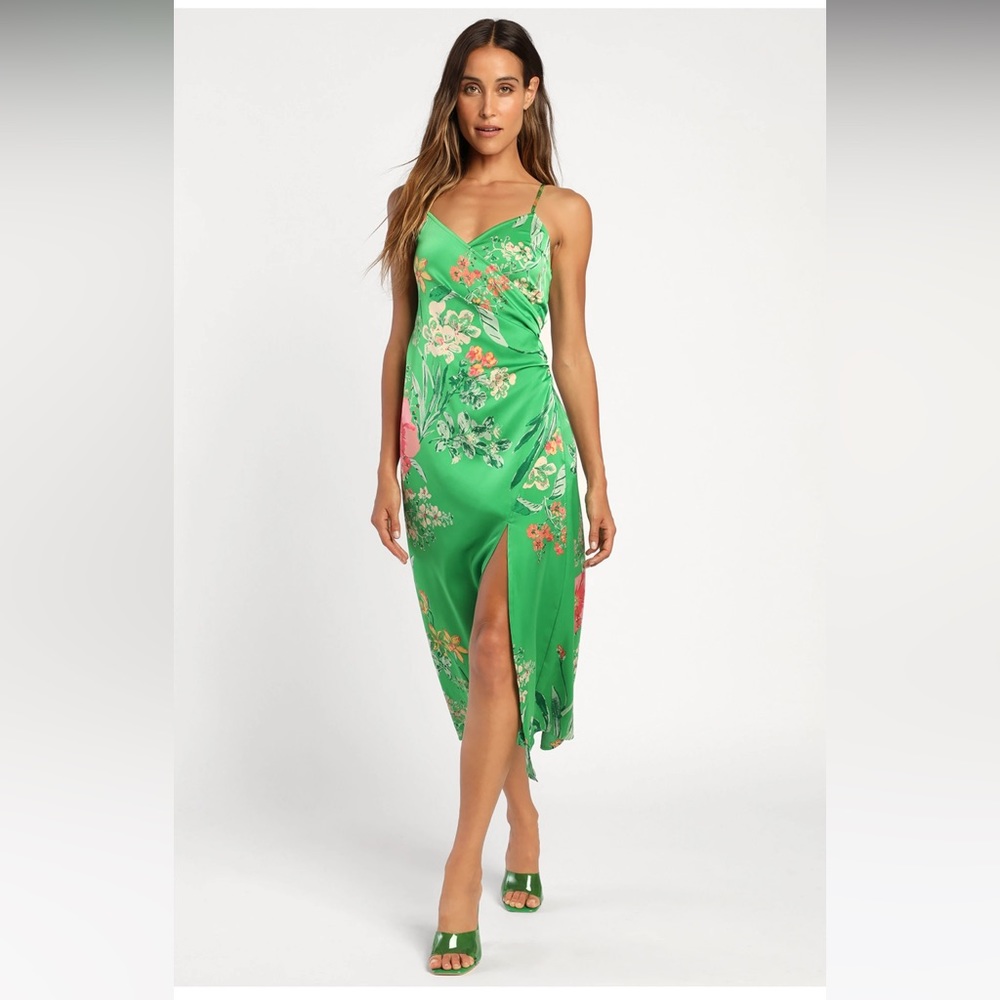 Lulus Remarkable Entrance Green Floral Print Satin Midi Dress size small NWOT